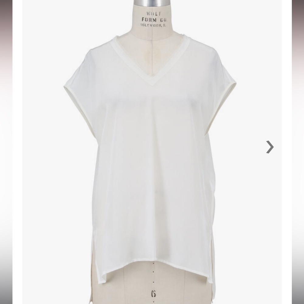 Escada Neroda Off-White 100% Silk V-Neck Cap Sleeve Blouse